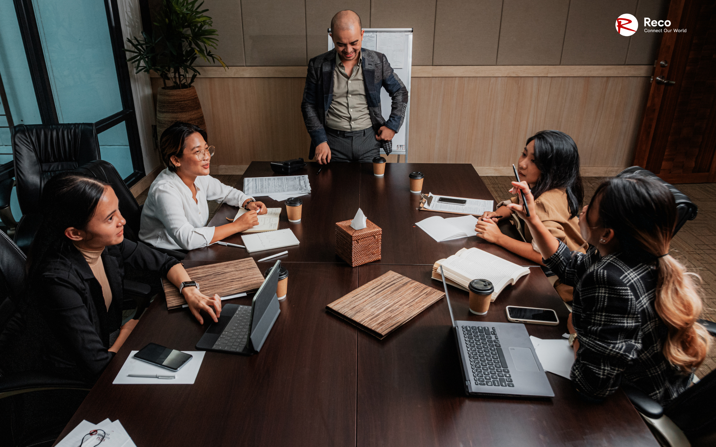 staffing vs outsourcing